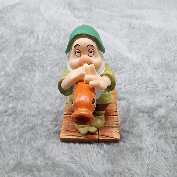 Snow White and the Seven Dwarves Disney 65th Anniversary Enesco Figure Sleepy - Picture 1 of 5